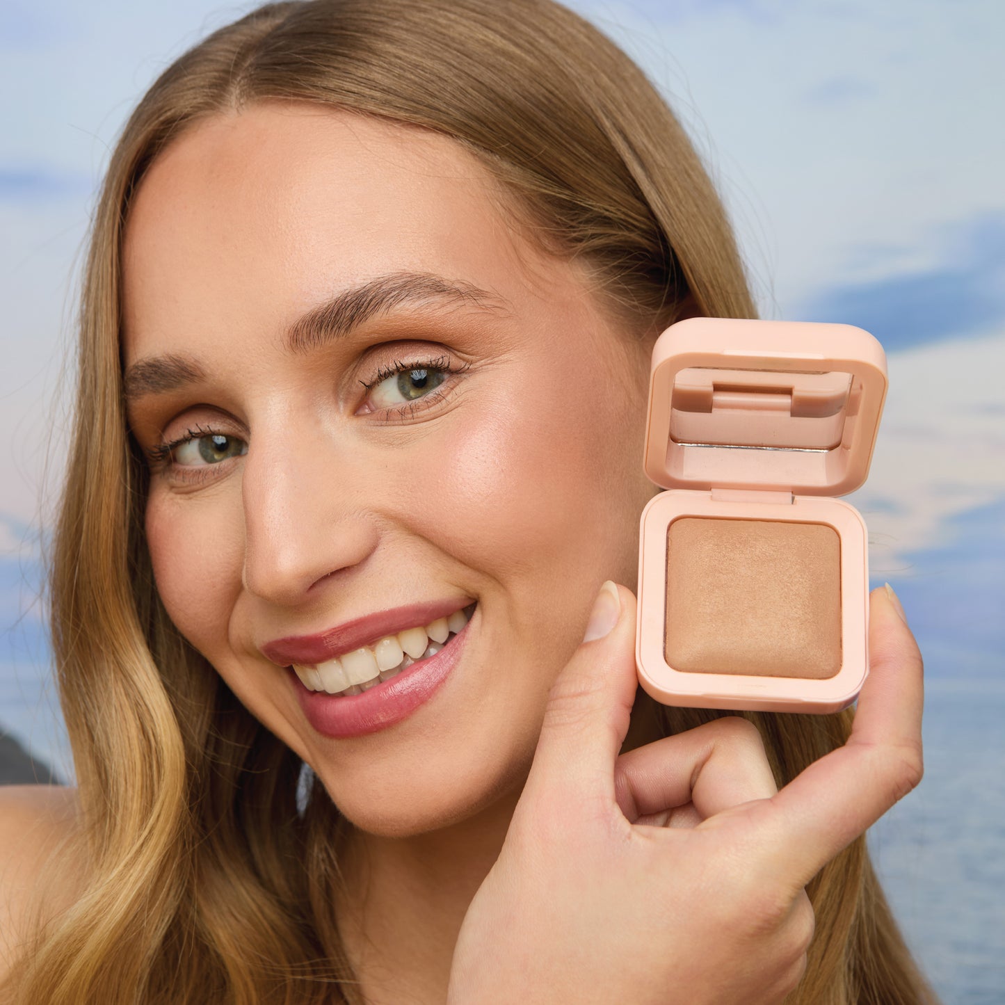 Glow Milk Powder Bronzer
