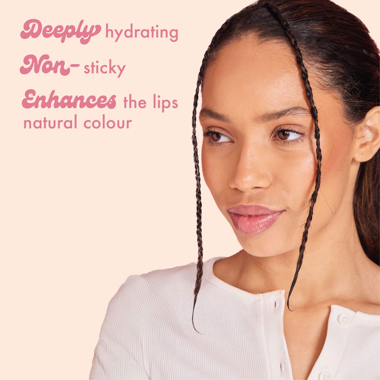 Enhances the natural colour
Deeply hydrating
Non-sticky