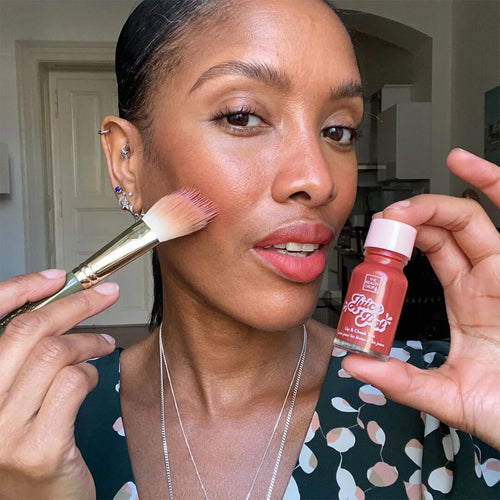 <div class="metafield-rich_text_field"><p>Cheeks Application: A little goes a long way. Use the doe-foot applicator and place 1-2 dots on each cheek. Use fingertips or a sponge and gently pat into skin for a seamless finish.</p><p><br />
Lip Application: Apply directly on clean lips with the doe-foot-applicator working from the middle outwards tracing your lips.</p></div>