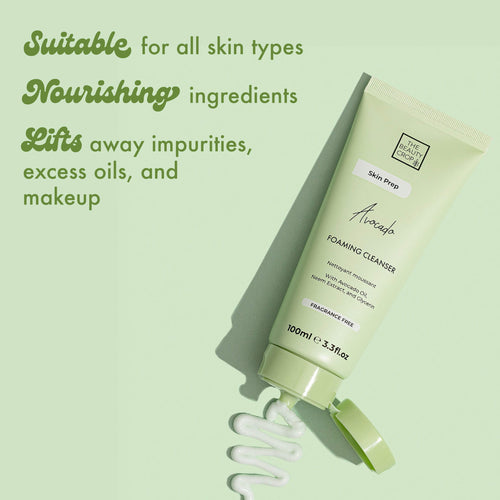 Suitable for all skin types
Nourishing ingredients
Lifts away impurities, excess oils, and makeup