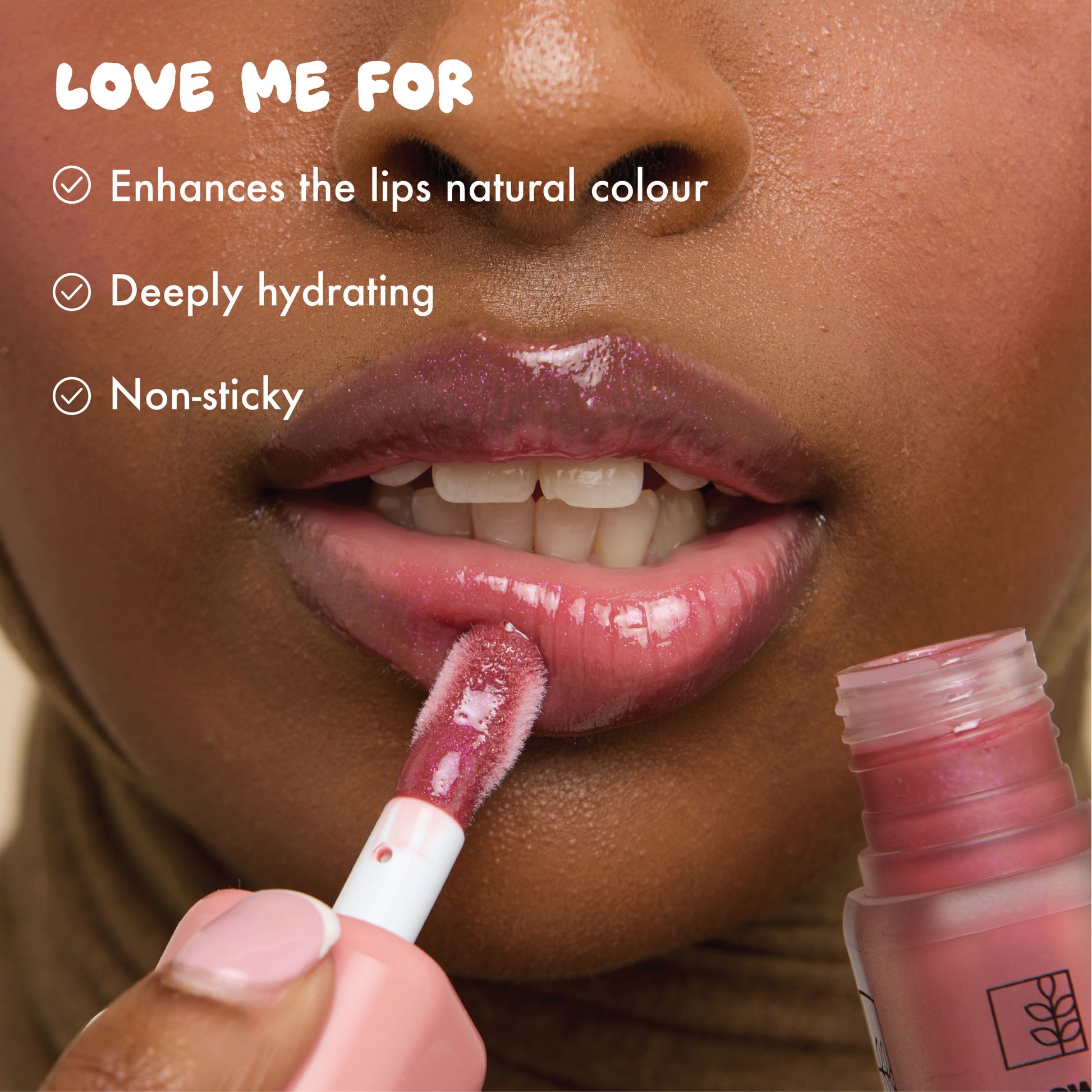 Glow Milk Lip Oil Love Me For:
- Enhances the lips natural colour
- Deeply hydrating
- Non-sticky